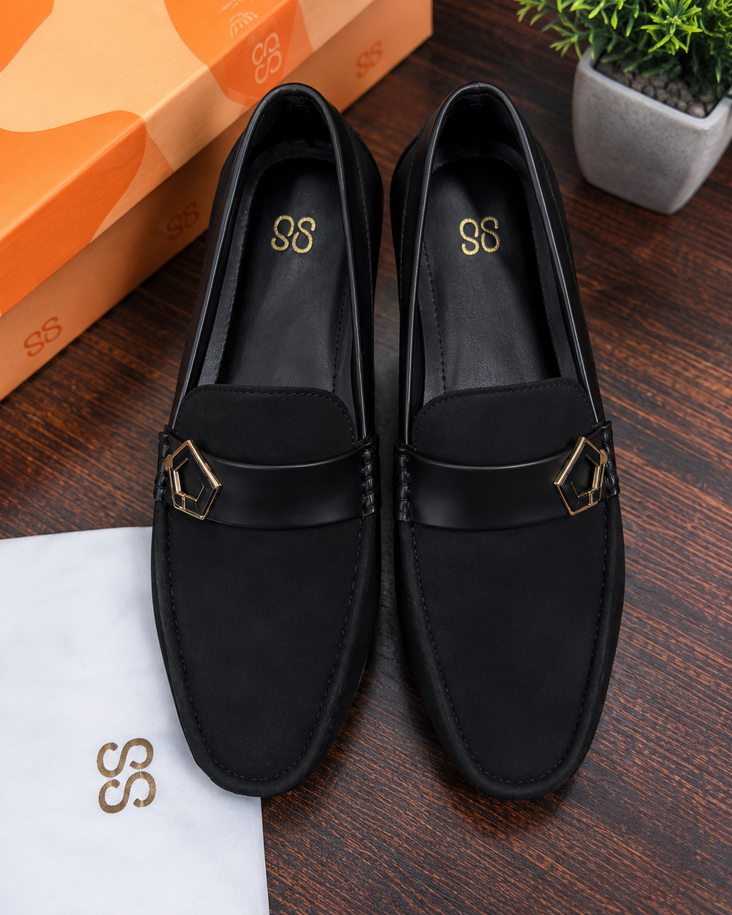 1057 Gel Sole Loafer