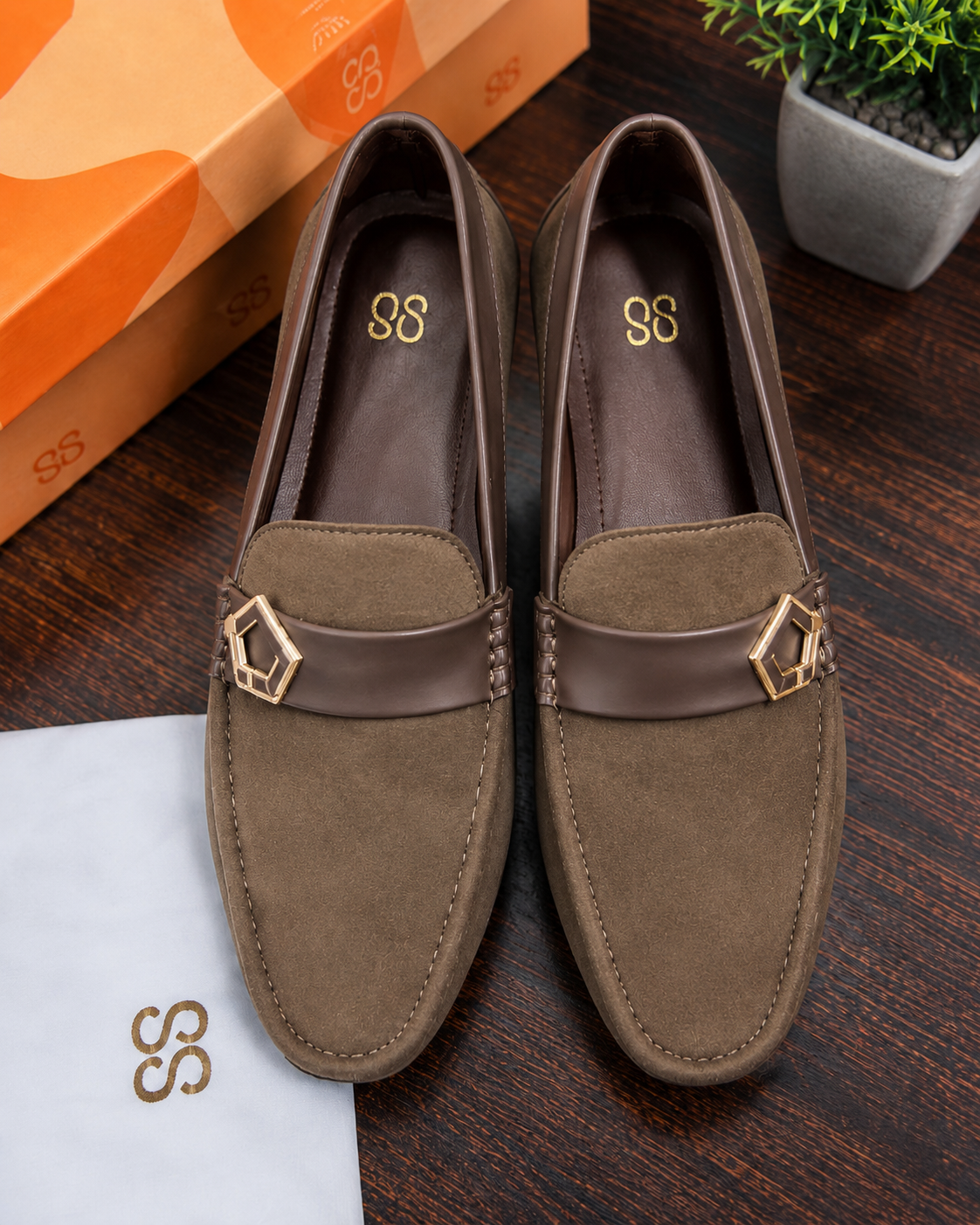 1057 Gel Sole Loafer